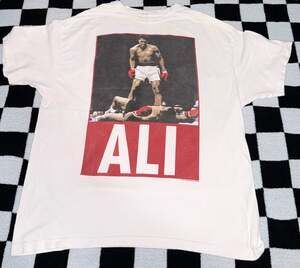 Vintage Muhammad Ali Boxing Knockout Graphic T-Shirt